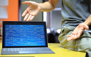 舞钢 mongo排序sort,php如何按顺序排列数组？